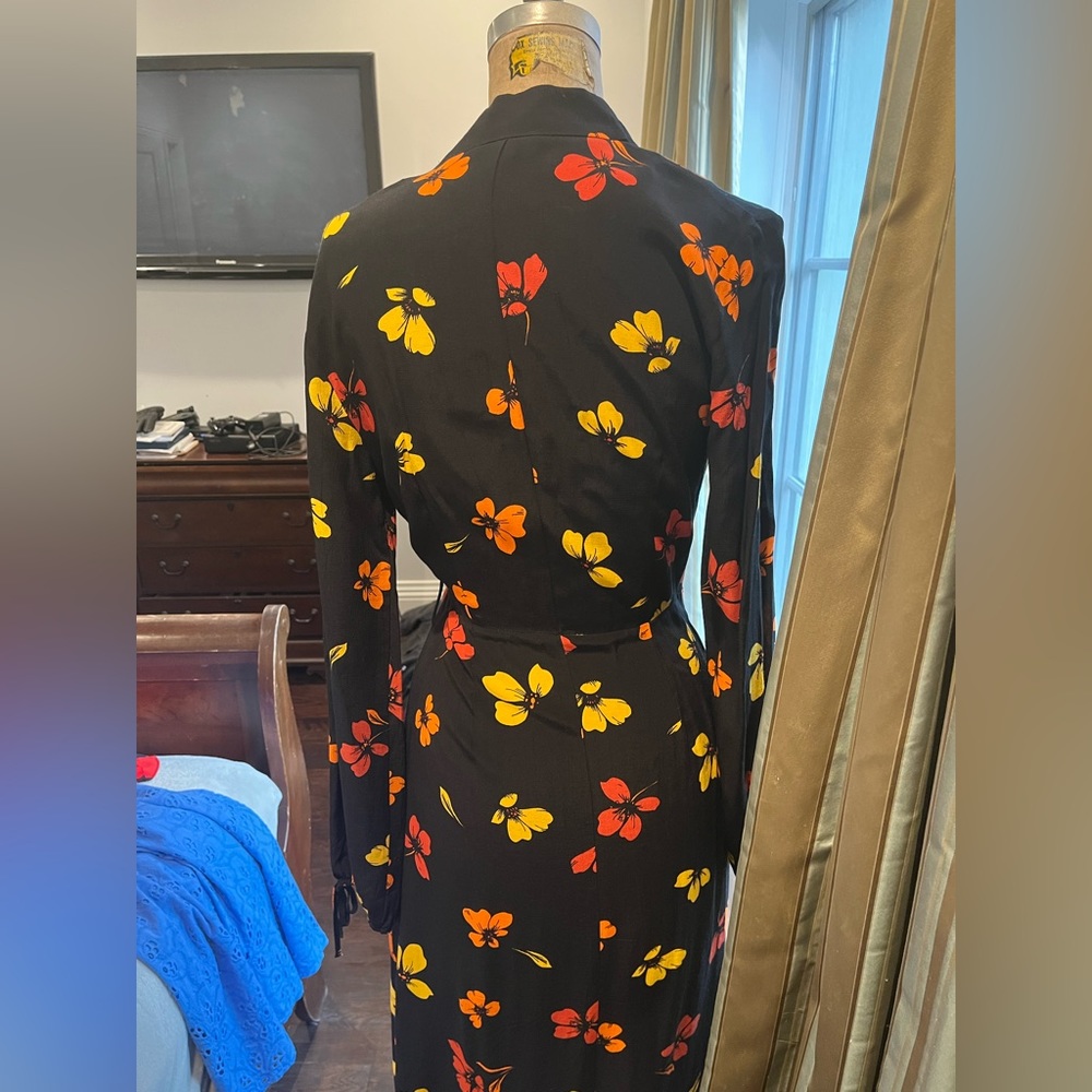 WAREHOUSE Dress - Picture 5 of 7